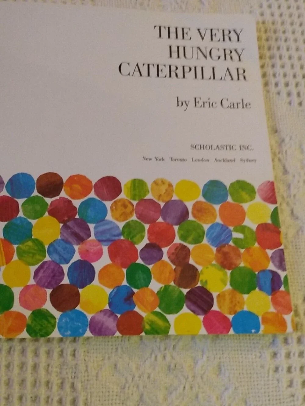 4/$20 Vintage 1987 The Very Hungry Caterpillar Paperback Book By Eric Carle
